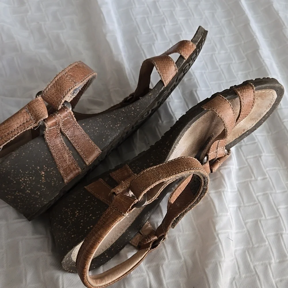 Teva Ventura Women's Brown Wedges Sandals Size 9.5 Summer Shoes
